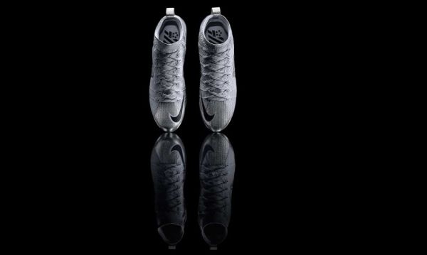 Nike unveils first football cleat 5