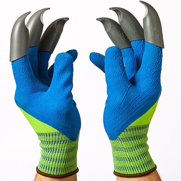 Garden gloves with cutting tool
