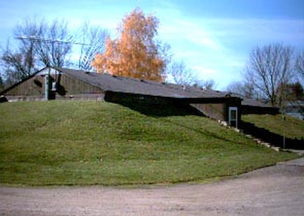 Bermed earth sheltered homes 1