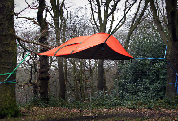 Hanging Stingray Tent by Tentsile