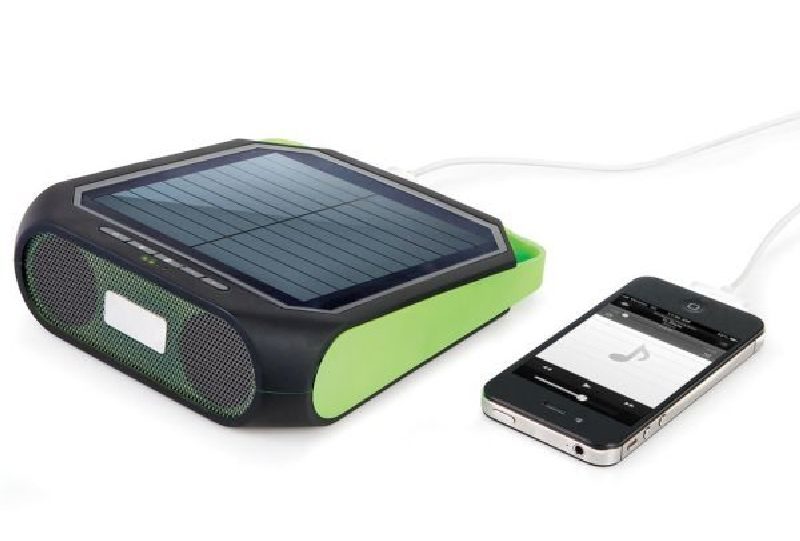  Portable-Solar-Powered-Speaker