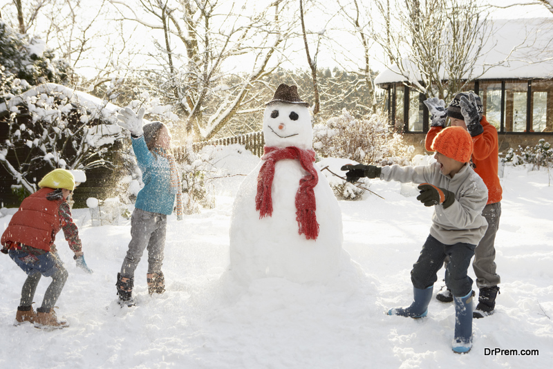 kids making a snowman