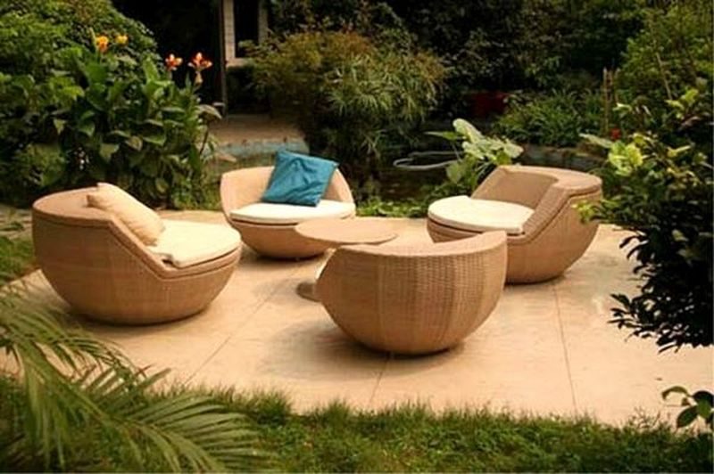 outdoor furniture (