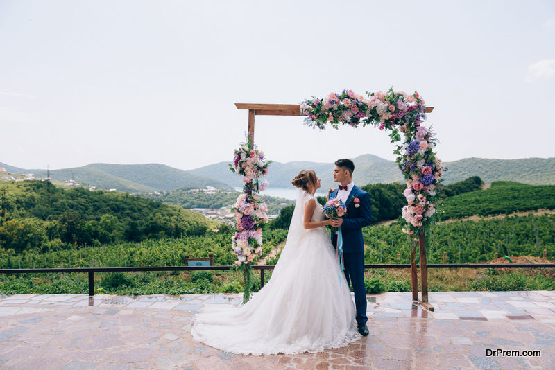 getting married outdoors